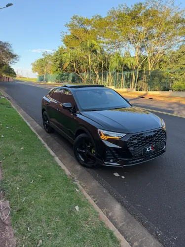 Audi Q3 SPB Perf. Black 2.0 TFSI Tipt. Quat. 2023