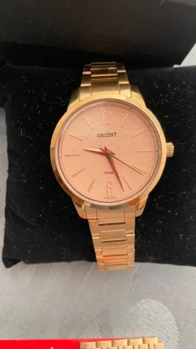 Relógio de ponteiro dourado Orient