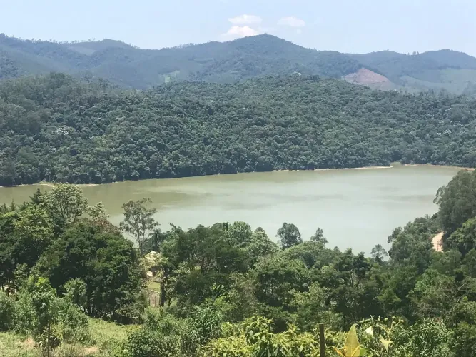 Lote dos sonhos a venda em Nazaré Paulista Apresentamos um lote de 9.000m²