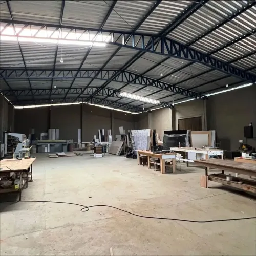 Galpão para venda e locação no bairro Rural