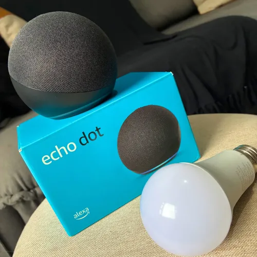 Alexa + Lâmpada Alexa Colorida | Original / Na caixa
