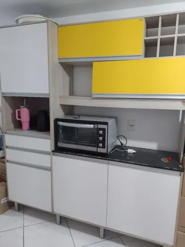 Vendo armário usado 250.00
