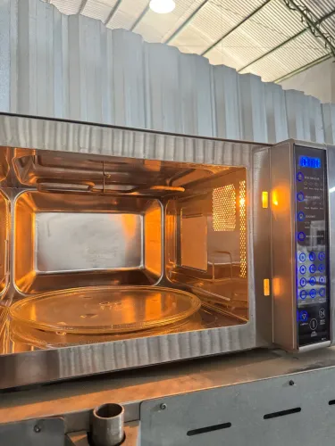 Microondas Electrolux todo em Inox 31L