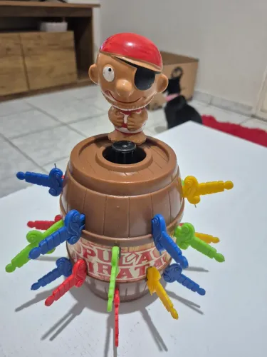 Pula pirata antigo