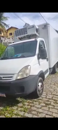 Iveco 55c16 baú refrigerado