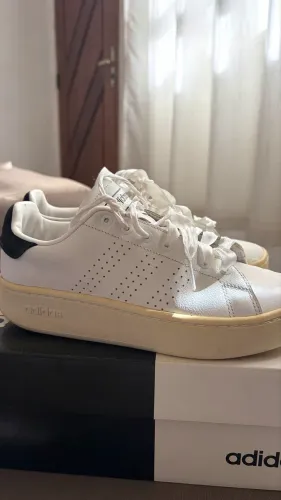 Tênis Adidas Original - Tamanho 36