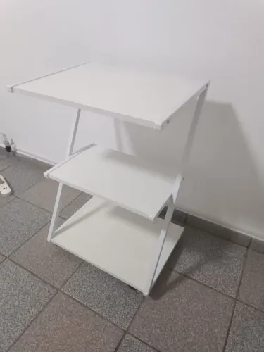 Mesa auxiliar de estética