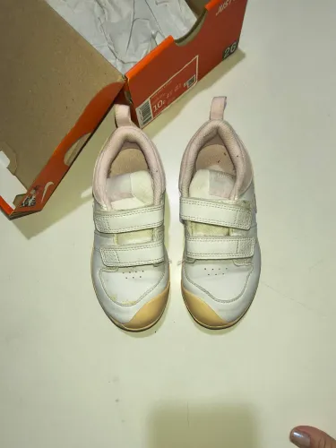Tênis Nike tam. 26