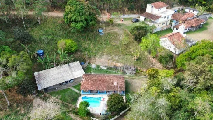 Chácara com 2 casas independentes à venda, 3300 m² Terreno por R$ 450.000,00 - Paraibuna