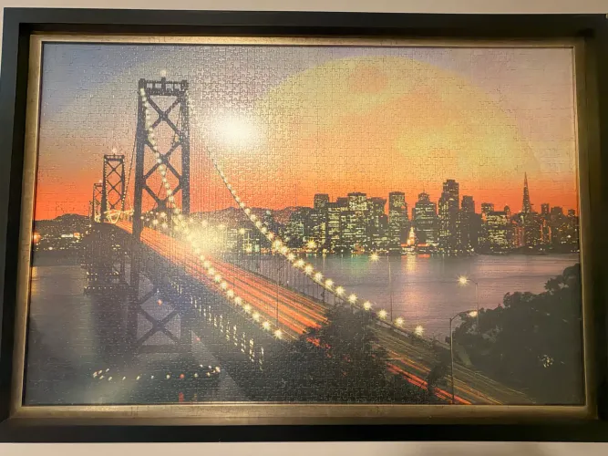 Quadro montado de quebra cabeça