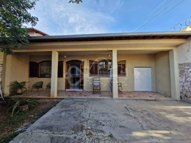 CASA LINEAR | 3 QUARTOS | 2 VAGAS JARAGUÁ - R$ 1.250.000,00