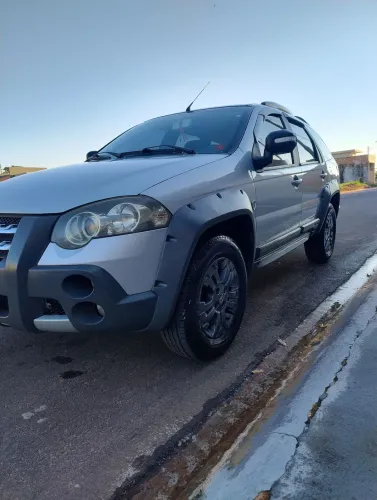 Fiat Palio Weekend Adventure Locker 1.8 Flex 2012