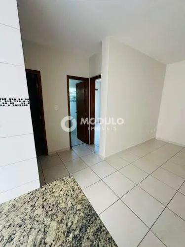 APARTAMENTO à venda, 2 quartos, 2 vagas, Segismundo Pereira - Uberlândia/MG