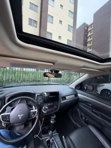 Mitsubishi Outlander 2.0 16V 160cv Aut. 2015