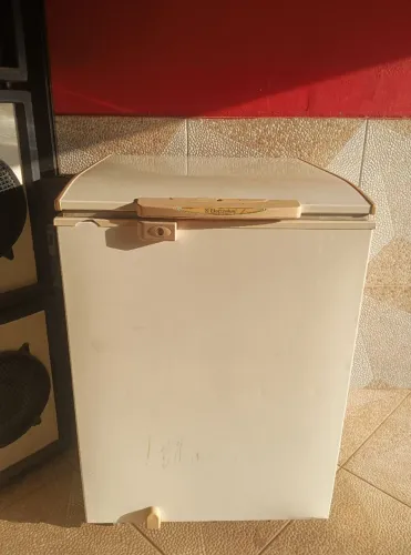 Vendo mini freezer Electrolux usado! FUNCIONANDO PERFEITAMENTE!