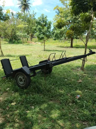 Reboque automotivo