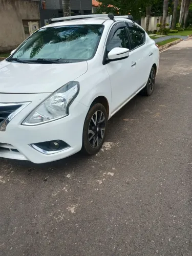 Nissan Versa SL 1.6 16V Flexstart 4P Mec. 2016