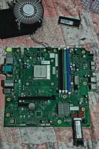 Kit AM4 Ryzen 5 PRO 4650G + 8GB DDR4 + SSD NVMe 512GB