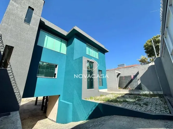 Casa com 3 dormitórios à venda, 400 m² por R$ 1.200.000,00 - Heliópolis - Belo Horizonte/M
