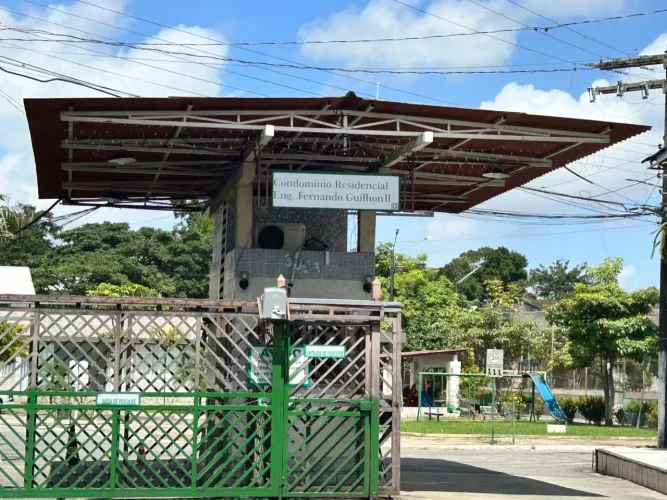 Vendo casa no bairro do Souza condomínio fechado ?