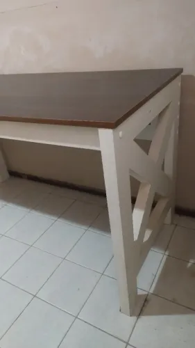 Escrivaninha grande