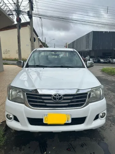 Toyota Hilux CD SRV 4X2 2.7 Flex 16V Aut. 2015