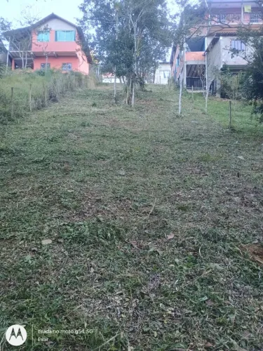 Lote 500m2 Regiao de Visconde de Mauá 3km da vila - Lajinha com Agua e Luz