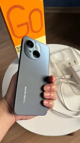 Celular Tecno