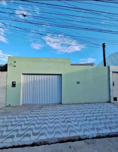 CASA A VENDA PARCELADO
