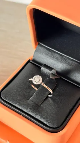 [VIVARA] Aliança ouro branco e diamante