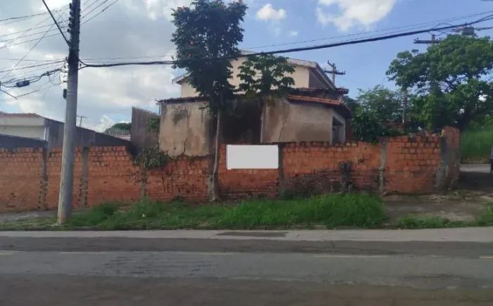 Lindo Terreno Campinas, 211 m², Vl. Aurocan, Plano, Casa antiga, Murado, prox. tudo, Escri