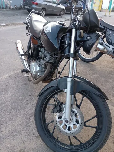 Vendo Titan 2008.
