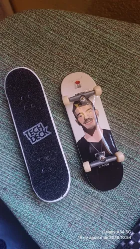 Mine skate de dedos.