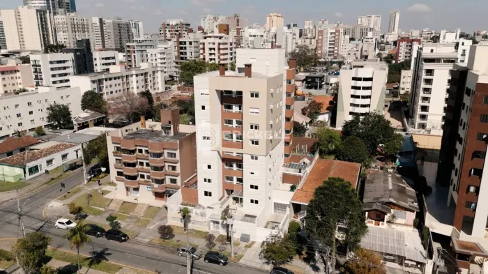 Apartamento à Venda em Vila Izabel, Curitiba, 2 Quartos, 72m²