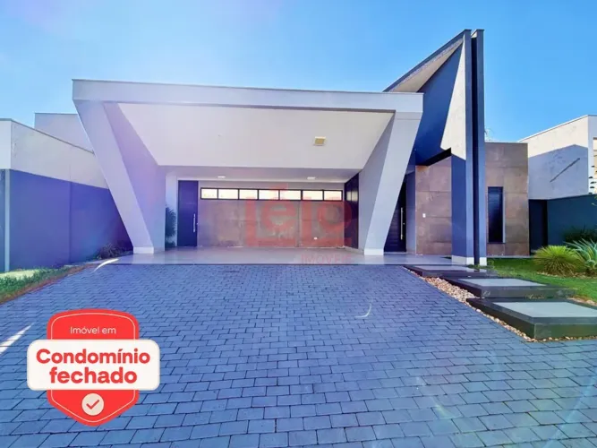 Casa para alugar no Ecogarden Residence em Maringá Alto padrão com 4 suítes e 233m²
