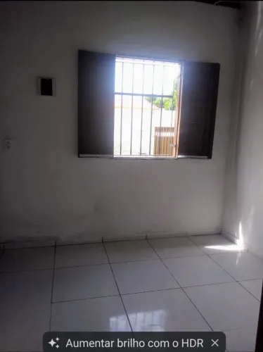 Alugo uma kitnet valor 550>> reais