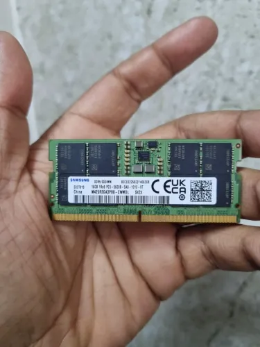 Memoria RAM SAMSUNG 16GB DDR5 5600