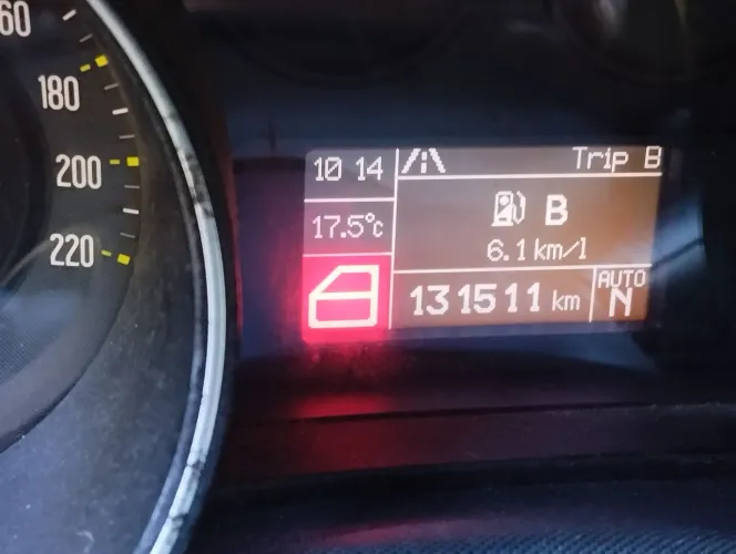 Fiat Punto Essence Dualogic 1.6 Flex 16V 5P 2013