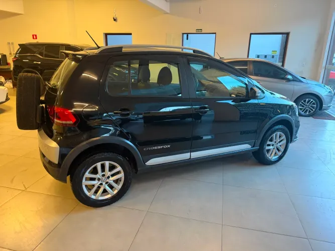 Volkswagen Crossfox 1.6 T. Flex 16V 5P 2016