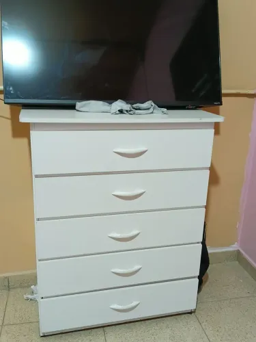 Comoda branca