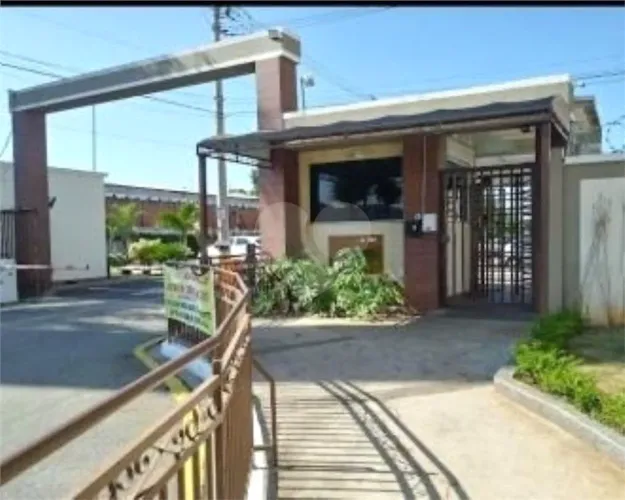 oApartamento à venda com 2 quartos no Condomínio Parque Sinfonia em Sorocaba SP
