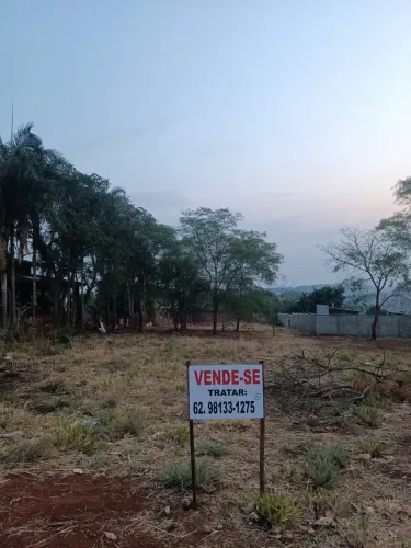 Área/Terreno para venda possui 1.760 metros quadrados em Condomínio Parque dos Cisnes - Go
