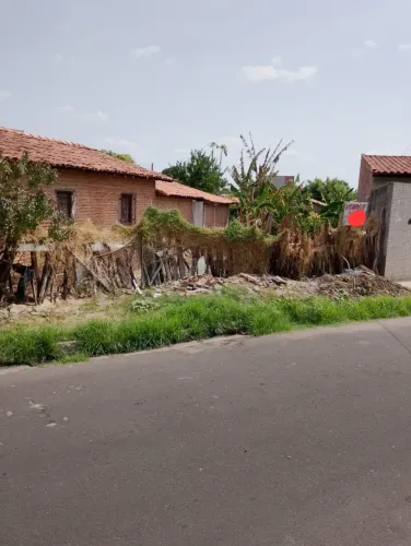 Excelente Terreno no bairro Planalto Formosa/ Mateuzinho medindo 10x30