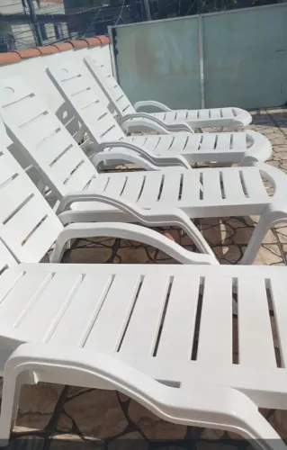 Vendo 3 espreguiçadeiras de piscina