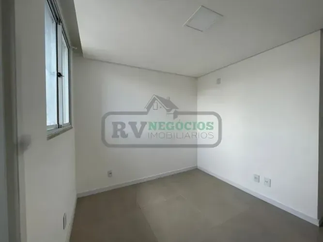Imóvel para aluguel com 2 quartos e garagem - Juiz de Fora - MG