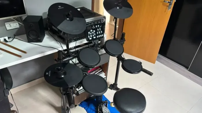 Bateria eletrônica Michael DDM 100 em Excelente estado !! Completa !!