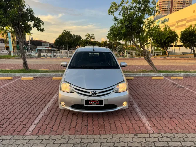 Toyota Etios X 1.3 Flex 16V 5P Aut. 2017