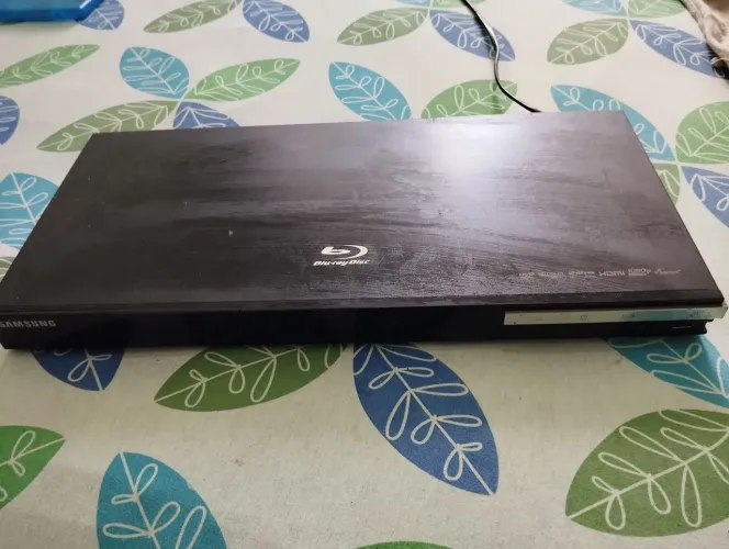 Aparelho de dvd e blu-ray 