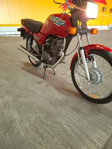 Honda CG 97 Vermelha
