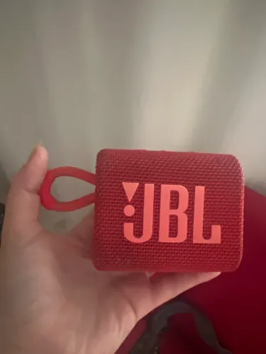 JBL pequena